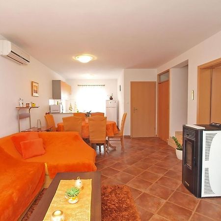 Apartment With 4 Bedrooms 446 Fažana Exterior foto